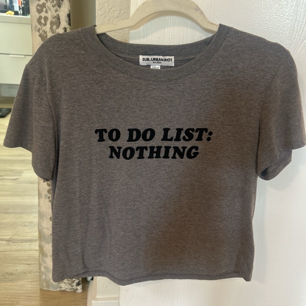 Sub_Urban Riot Gray Crop Graphic T-Shirt